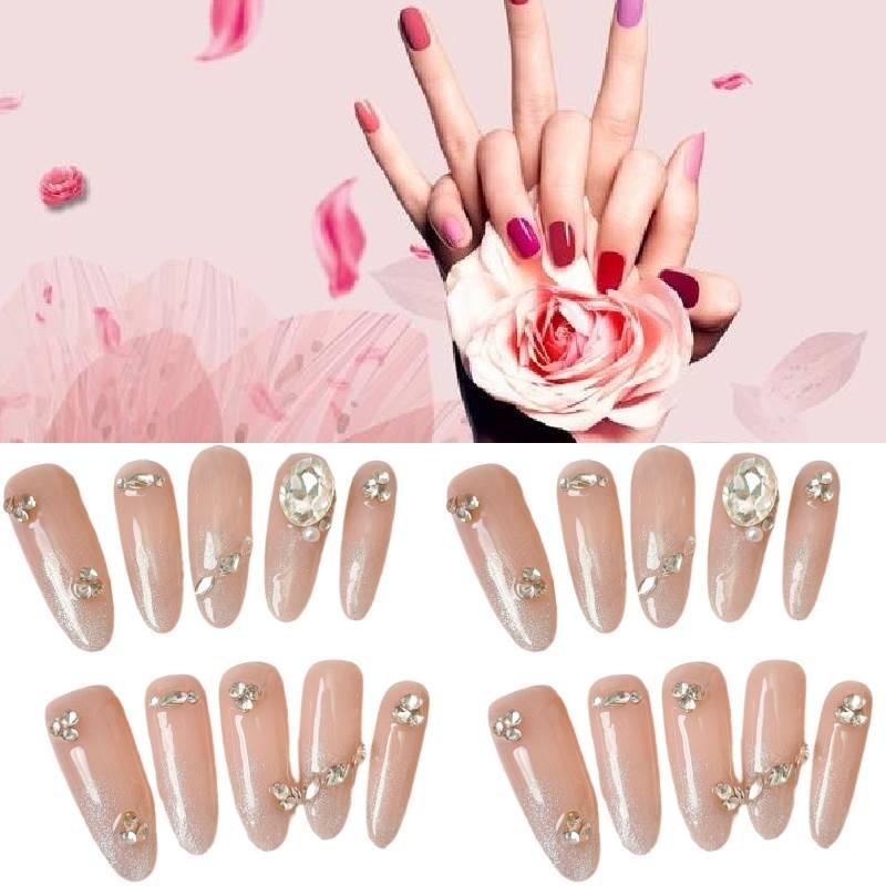 Neue handgefertigte mandelförmige Cat-Eye-Nagelkunst mit funkelnden Strasssteinen, abnehmbare künstliche Nagelaufkleber