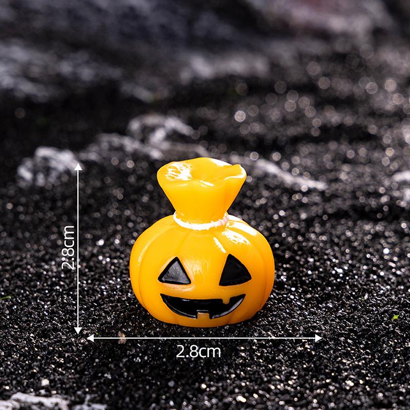 Halloween Cute Pumpkin Miniature Figurines Resin Craft Micro Landscape Home Decor Car Interior Desktop Decoration Holiday Gifts