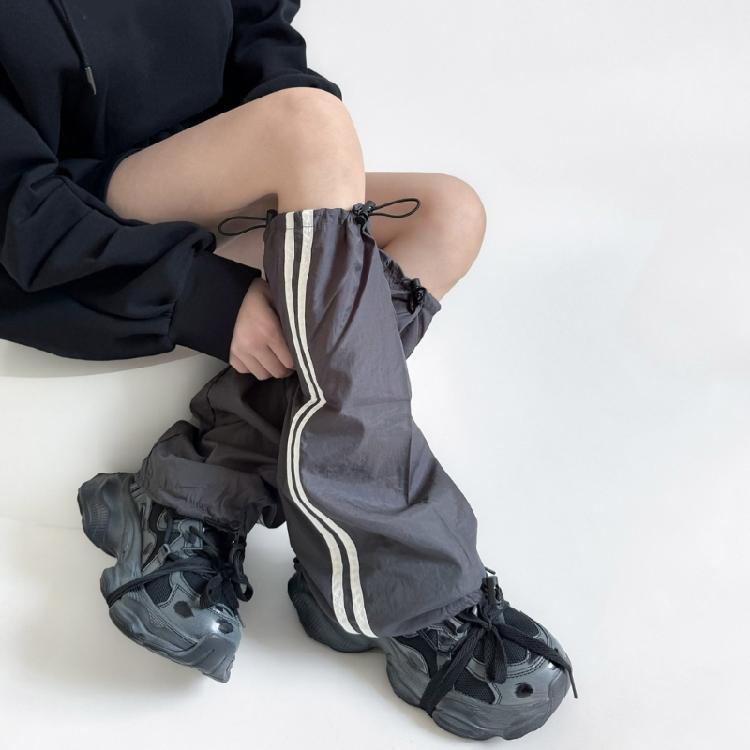 Damen Harajuku Seitliche Doppelt gestreifte Cargo Beinabdeckung mit Kordelzug Motorrad Baggy Fußlose Socken Beinstulpen Gamaschen