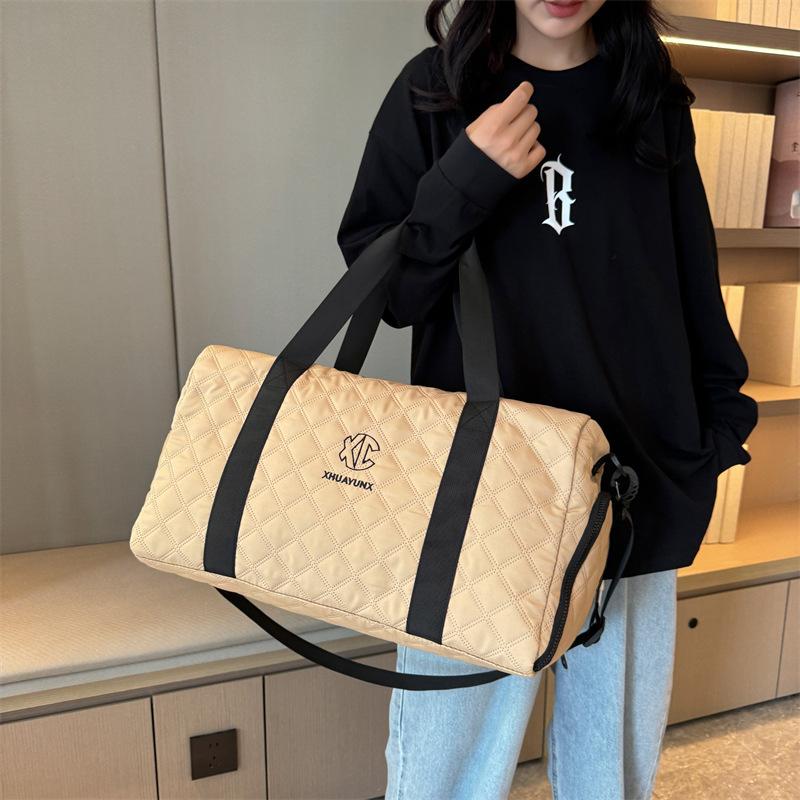 

New fashion trend fitness bag large capacity storage bag strap shoe compartment travel bag leisure travel swimming yoga bag помаранчевий