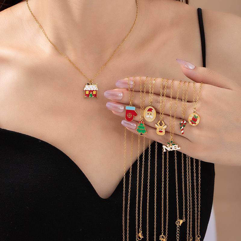European & American Christmas Bell Tag Pendant Necklace - Non-fading Titanium Steel Clavicle Chain, New Style.