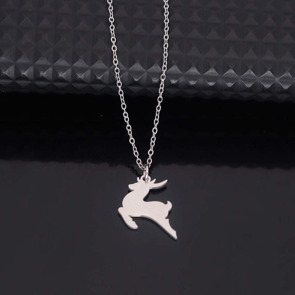 Versatile Cute Little Deer Pendant Necklace - Stylish Christmas Clavicle Chain
