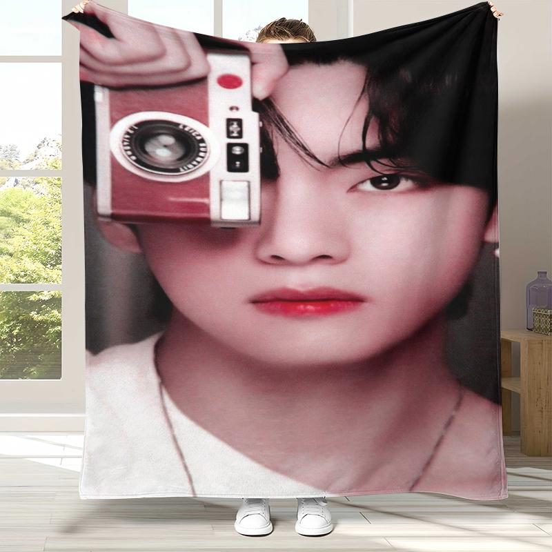 Kim Tae Hyung V Kpop B-BTS Flanelldecke, Ultraweiche Warme Plüschdecke für Zuhause Schlafzimmer Bett Sofa Abdeckung Büro Camping Picknick