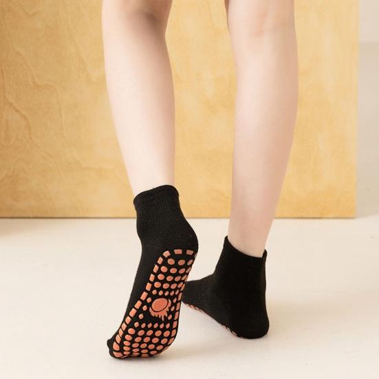 1 Pair Trampoline Socks Anti-skid Silicone Grip Bottom Great Friction Solid Color High Elasticity Sweat Absorption Adult Home Yoga Socks Floor Socks