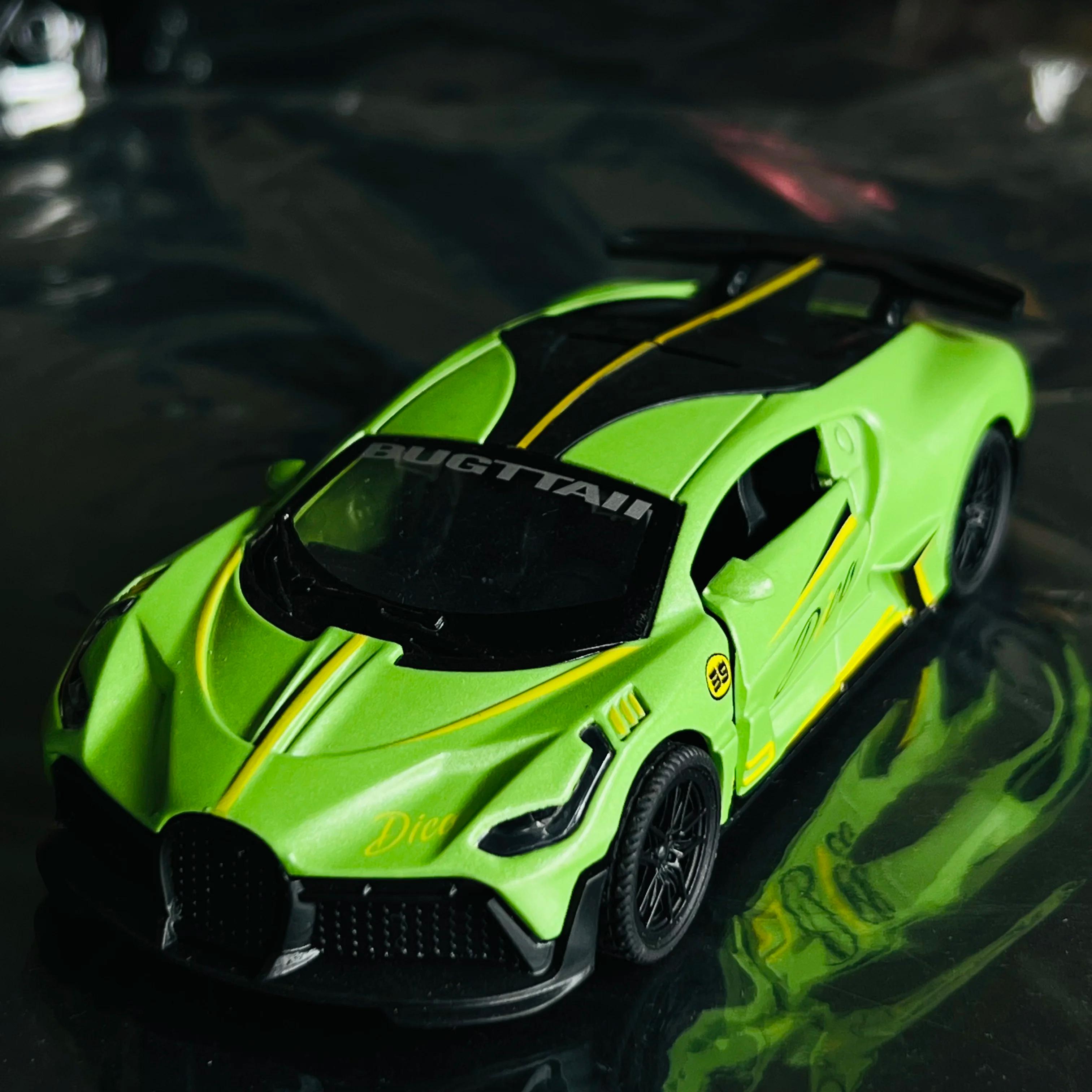 

Детская модель машины из сплава, симуляция для мальчика, открывающаяся модель машины, игрушечная машина, новый популярный в интернете орнамент зелёный