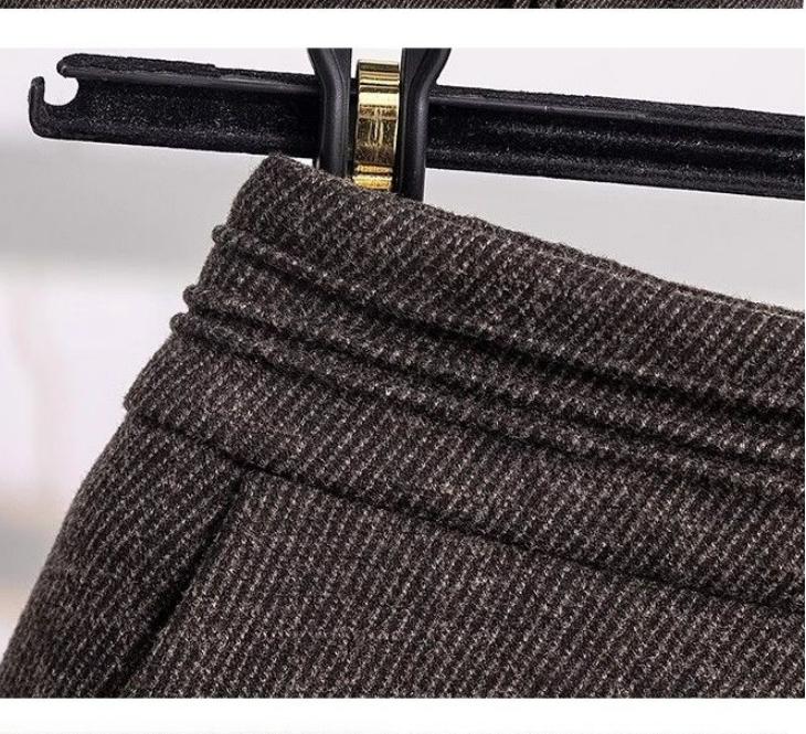 Plus Size High Waist Midi A- Line Skirt for Plus Size Women In Woolen Fabric Vintage Style Mid Autumn Winter