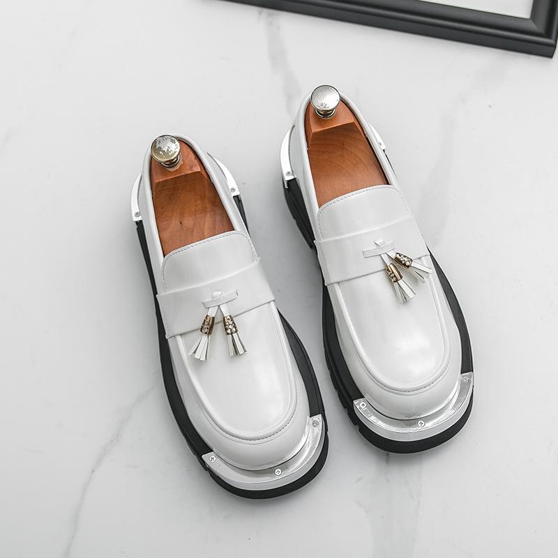 New Thick-soled Foot-fitting Fringed Men's Big-headed Leather Shoes Patent Leather Glossy Casual Loafers Hairstylist Trendy Shoes