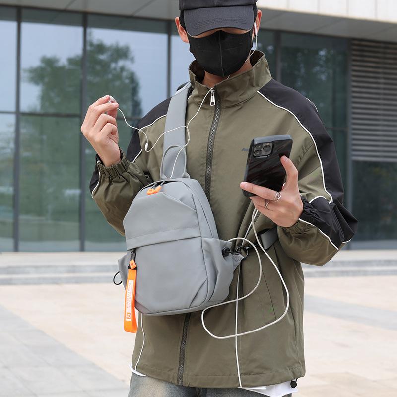 Casual breast bag, chest small satchel, outdoor sports running boys messenger bag, light and anti-splashing Korean version of tide youth