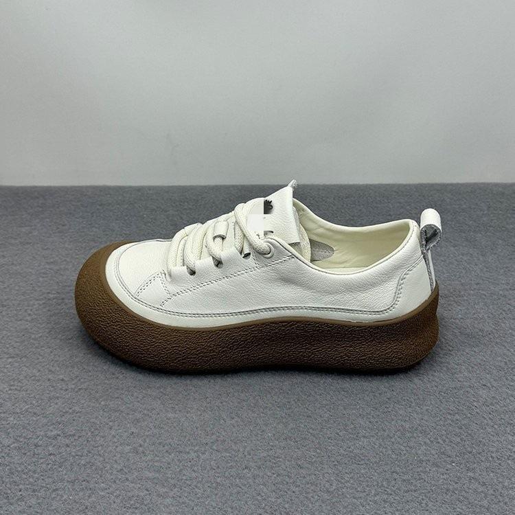 Retro soft baseplate shoes women's 2025 autumn new casual single shoes versatile comfortable non-slip mountaineering shoes sports women's shoes