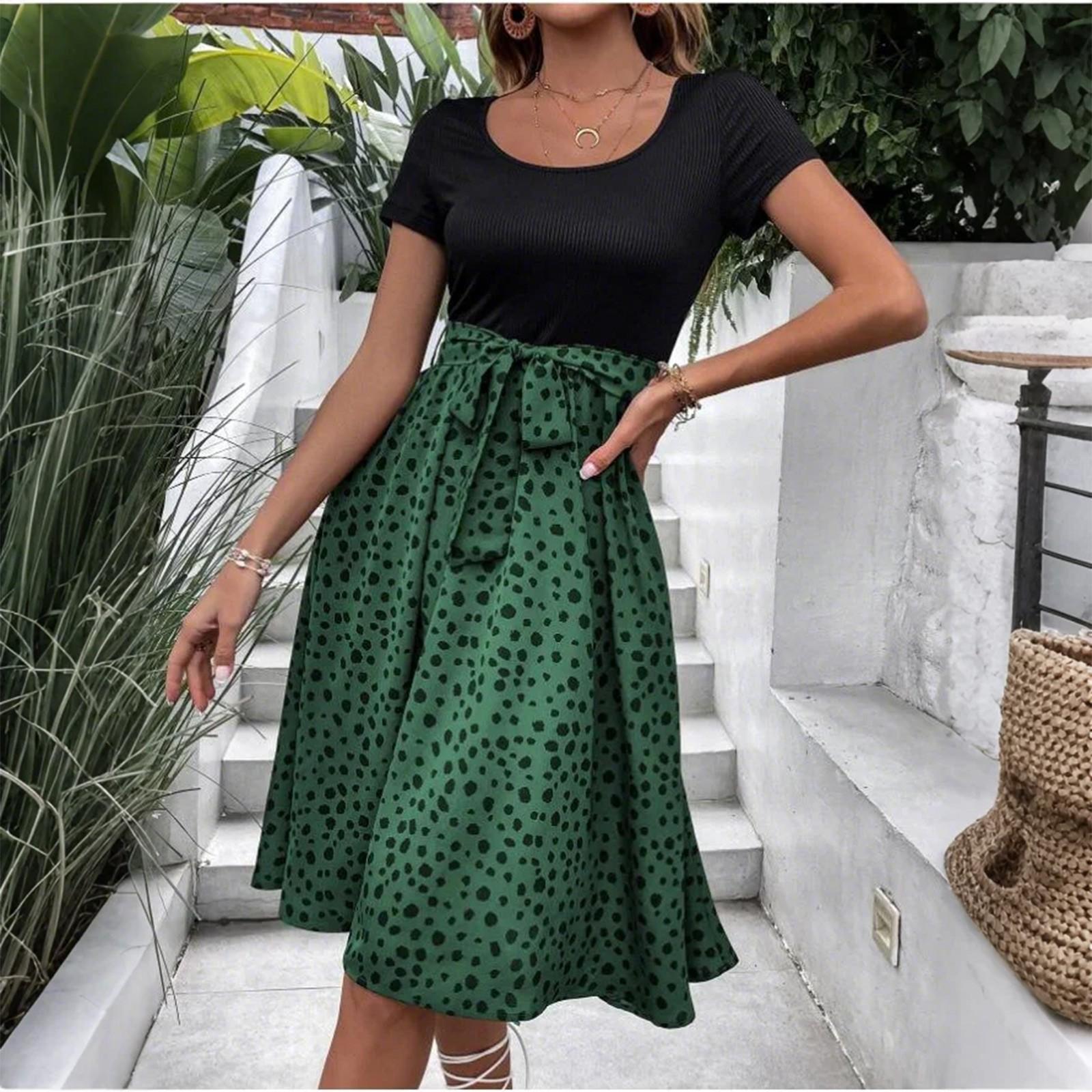 

Женское летнее платье с цветными блоками, высокой талией, круглым вырезом и коротким рукавом в горошек XL зелёный