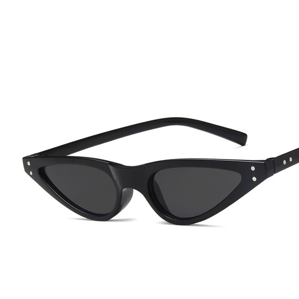 Small Rectangle Sunglasses Women's Fashion Retro Small Frame Sun Glasses Vintage Square Narrow Sunglasses Trending UV400 Eyewear