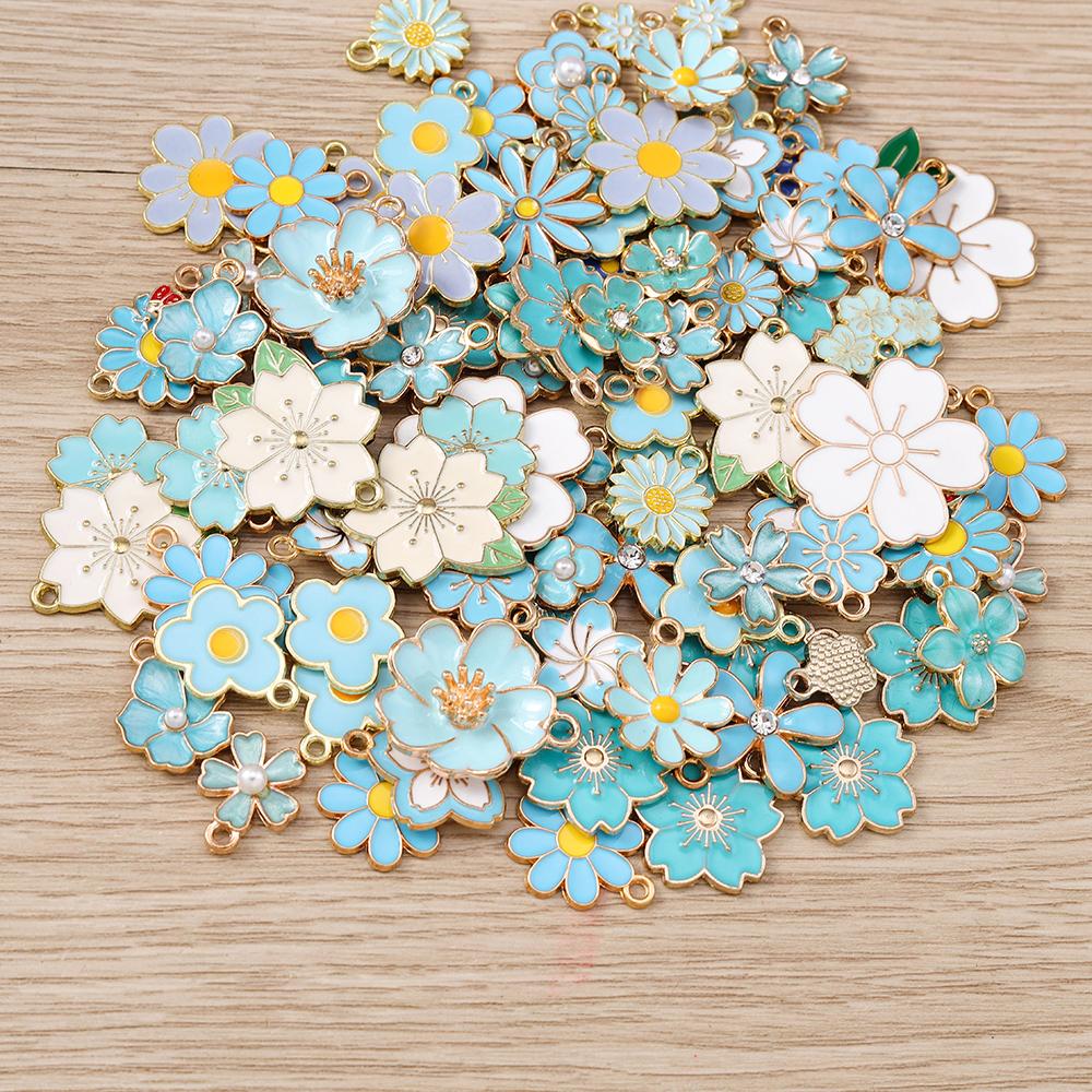 Tusember Mixed Flower Pendants 10Pcs Cute Colorful Flowers Charms for DIY Keychain Bracelets Necklace Jewelry Making Accessories