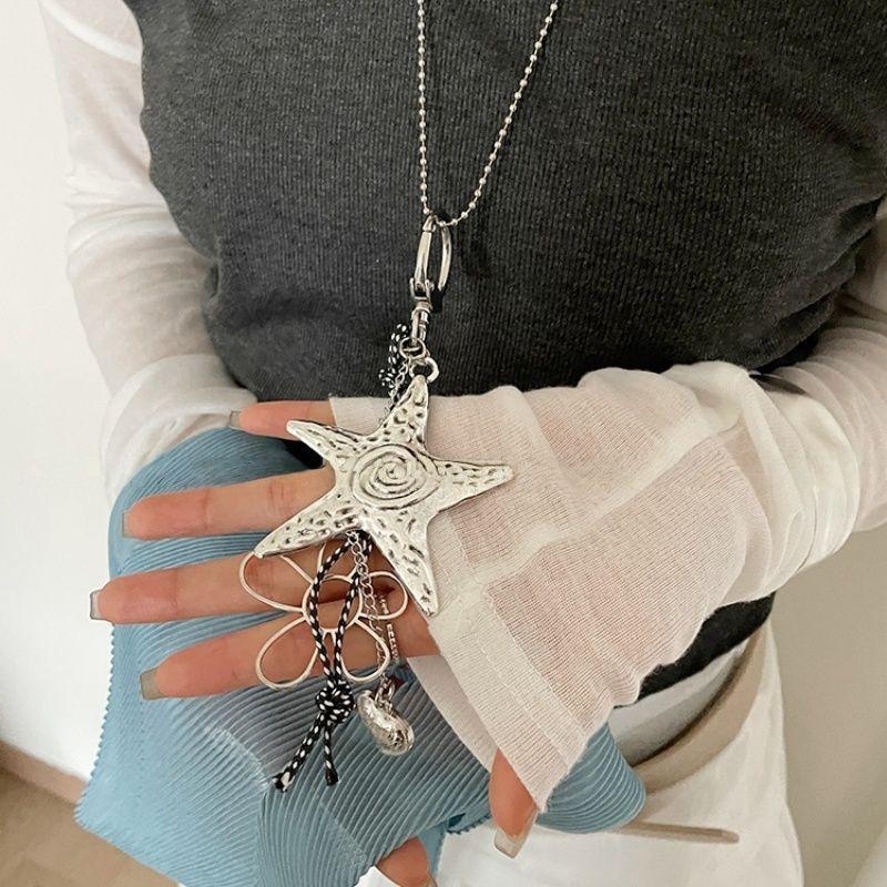 Silver Star Flower Pendant Necklace Niche Design Light Luxury Fashion Versatile Temperament Personality Advanced Sense Necklace Women