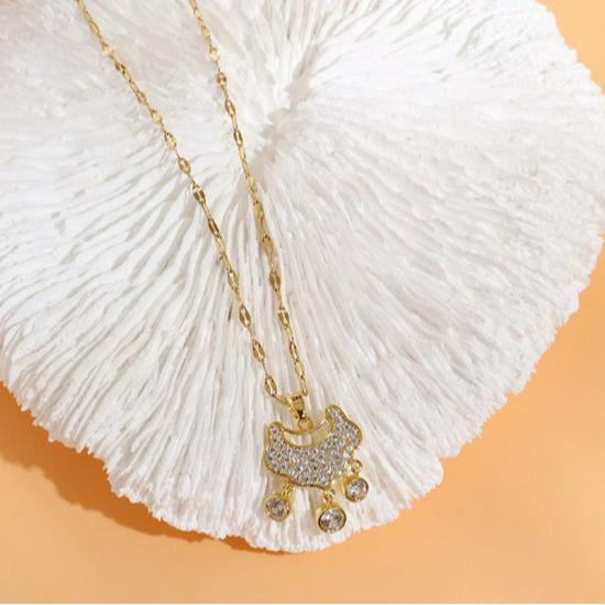 Fashion Sweet OL Cubic Zirconia Longevity Lock Women's Necklace