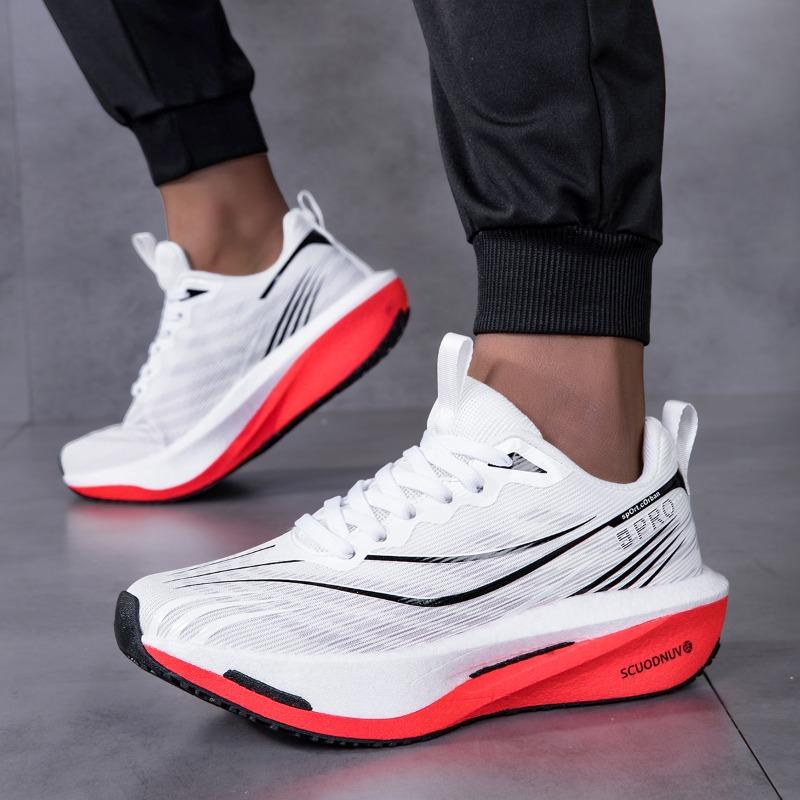 Outdoor Running Shoes Men Breathable Lightweight Mesh Anti-slip Wear-resistant Casual Shoes Men Lace-up Sports Shoes Men