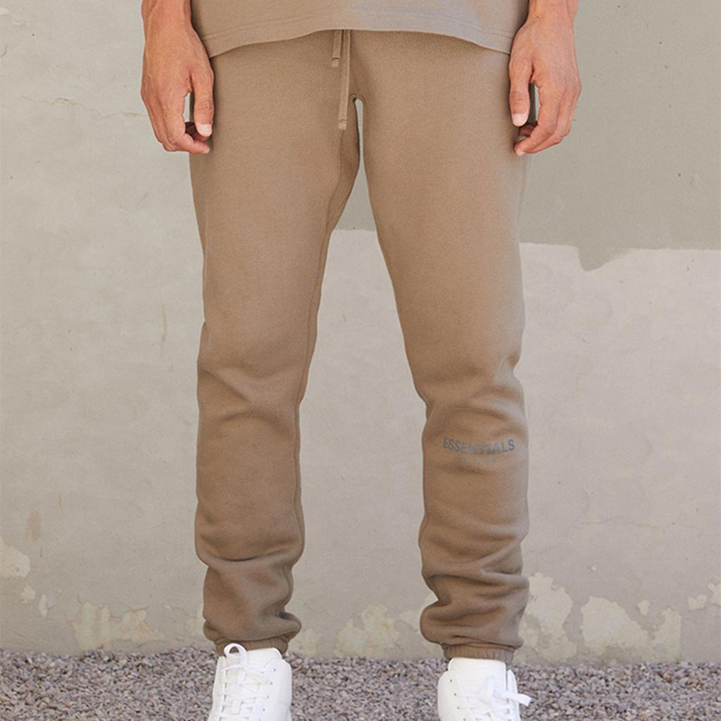 Fear of God Essentials Fleece Jogger Pants With Drawstring In Harvest Men Bottoms Wheat-Brown FOG-FW21-023