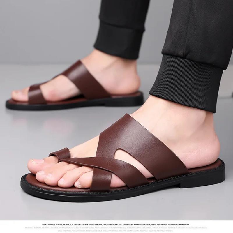 Men's Flat Slippers New Outdoor Breathable Casual Soft Sole Beach Shoes Lightweight Comfort Fashion Non Slip Male Sandals