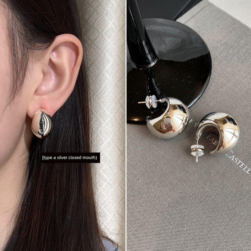 Accessible Luxury Best Selling Metal Silver Female Elegant Stud Earring Water Drop