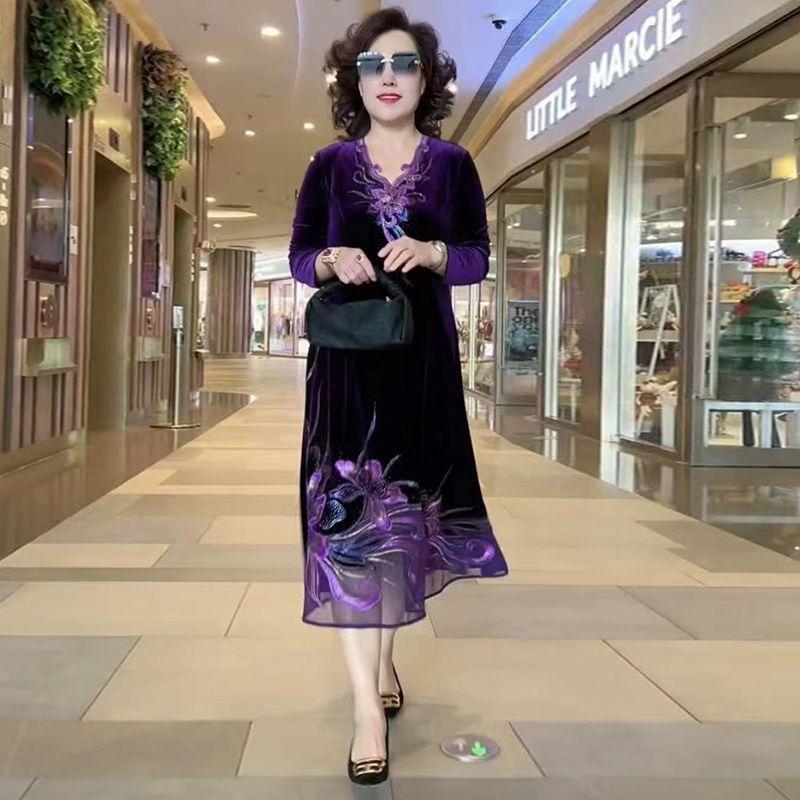 Spring Autumn Women's Plus Size Dress Embroidered Gold Velvet Dress High-end Dress Dress Loose V-neck Long Dress