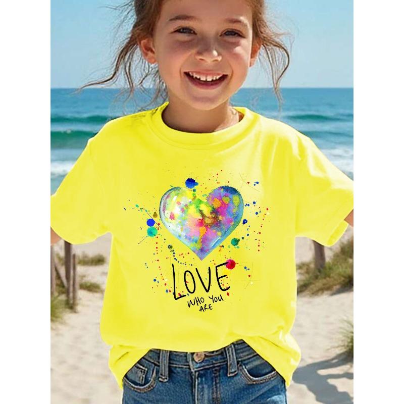 Girls Crewneck Summer Tee, LOVE WHO YOU ARE Letter & Heart Print