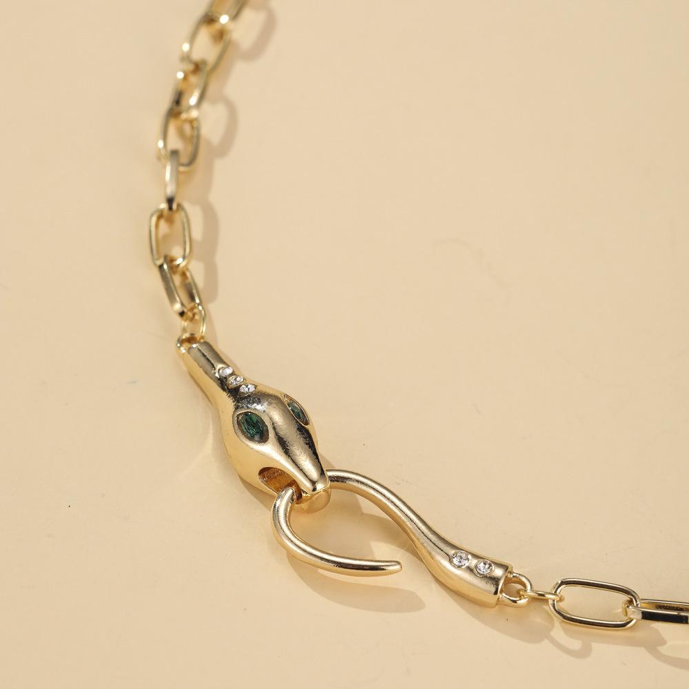 Vintage Gold Color Snake Necklaces for Women Green Rhinestone Metal Chains Necklace Men Gothic Jewelry Gift