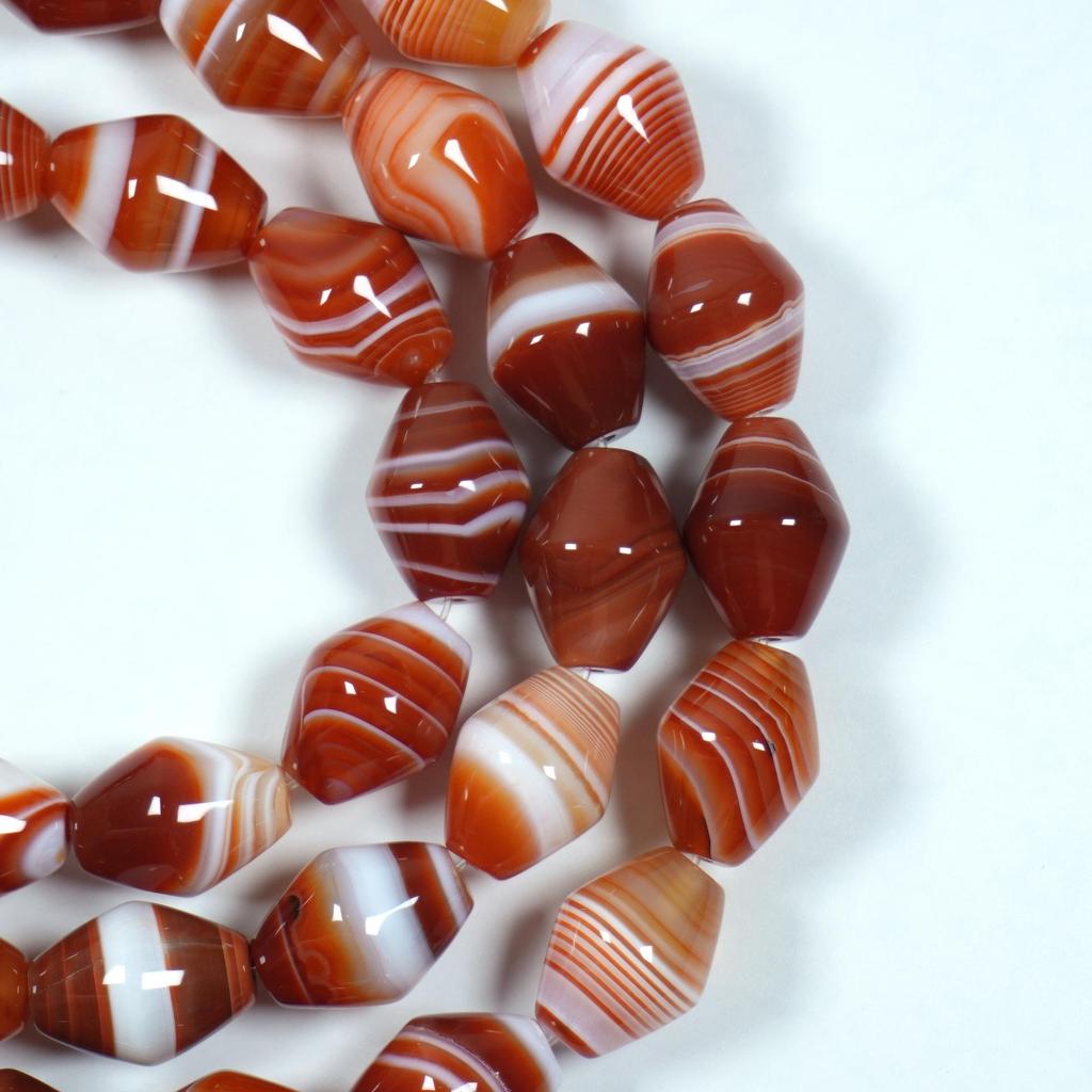 Natürliche Rote Achatperlen: Handgefertigte DIY Armbandzubehör und Anhänger-Materialien