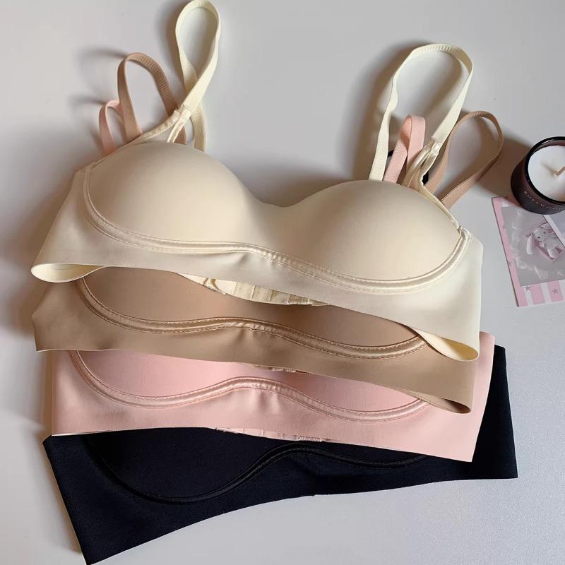 Women Beige Seamless Wireless Bra with W-Shaped Underband