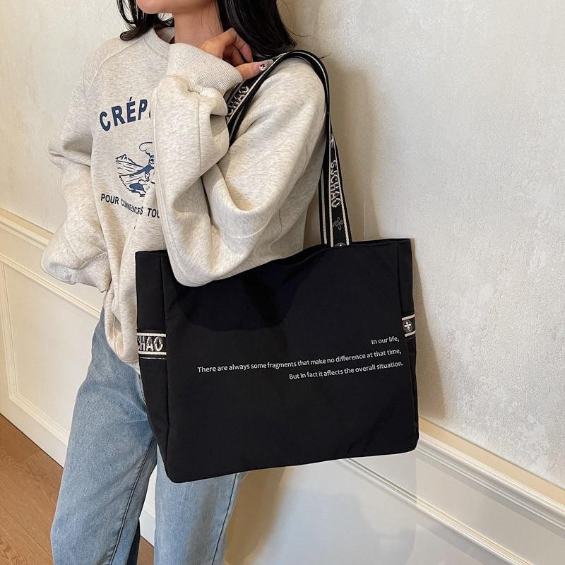Simple Tote Bag Women's Fashion Portable Shopping Bag Large Capacity Student Class Shoulder Bag