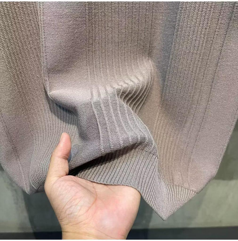 Men's Summer Ice Silk Slim Fit Round Neck Short Sleeve Knitted T-shirt