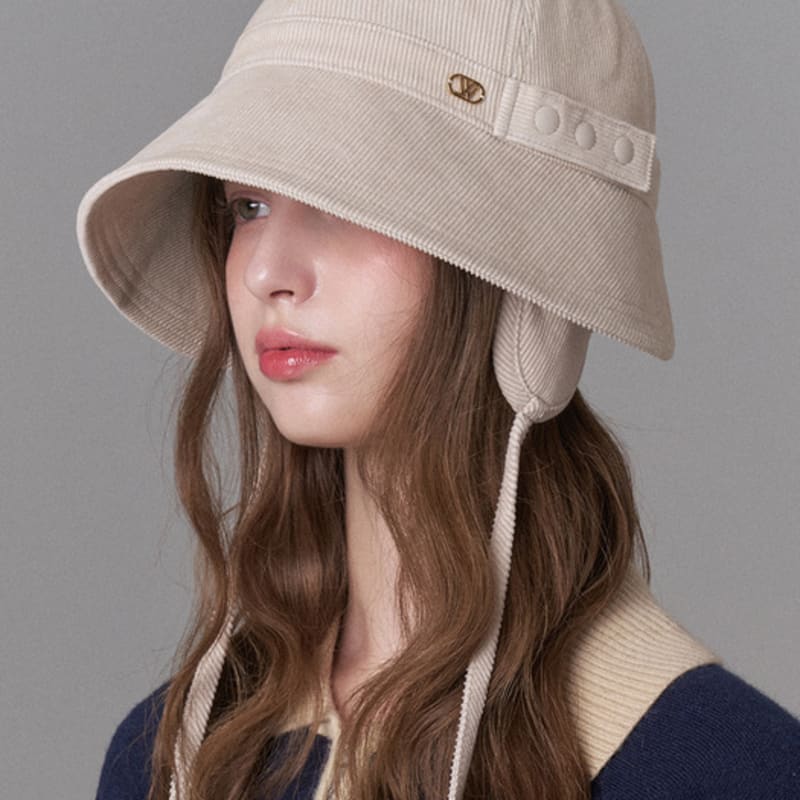 

ШАПКА-БОННЕТ С МУФТАМИ ДЛЯ УШЕЙ ИЗ ВЕЛВЕТА БЕЛЫЙ ПЕСОК Arisak (6 цветов) Navy_Free