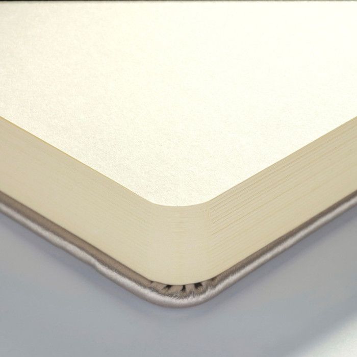 Sketchbook - 21 X 14,8cm - 80 Sheets - 140g - Rosé Champagne - Royal Talens