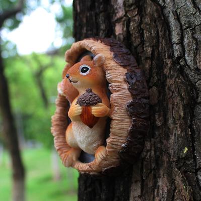 Squirrel Resin Figurines Tree Decor Simulated Tree Hanging Art Resin Sculpture Outdoor Yard Garden Animal Ornaments Decor
