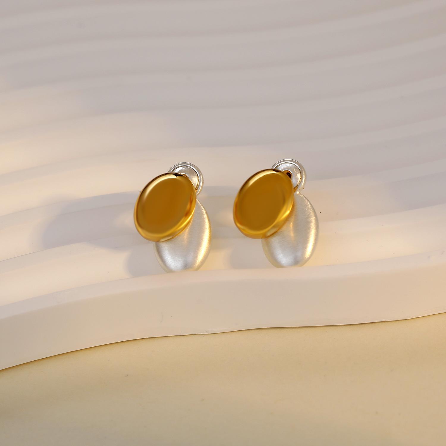 

Модные серьги контрастных цветов для женщин — стильный, универсальный и простой дизайн 2023 года