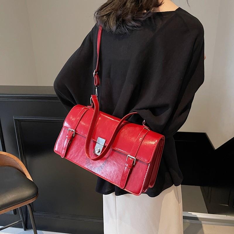IELGY Autumn Winter Hundred Retro Fashion One-Shoulder Messenger Bag Ladies Small Square Bag