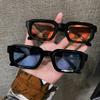 Nové Pánské Osobnostní Minimalistické Sluneční Brýle Módní Cool Retro Obdélníkové Brýle Ochrana proti UV Oculos De Sol Femino