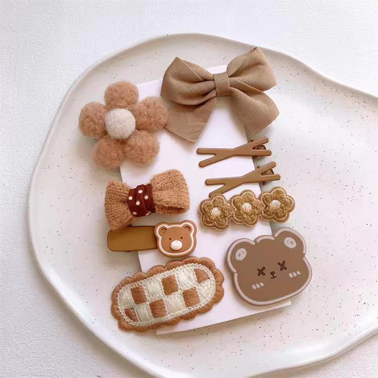 Autumn & Winter Plush Bear Hair Accessories: Cute Milk Coffee Wool Flower Butterfly Hairpin for Children