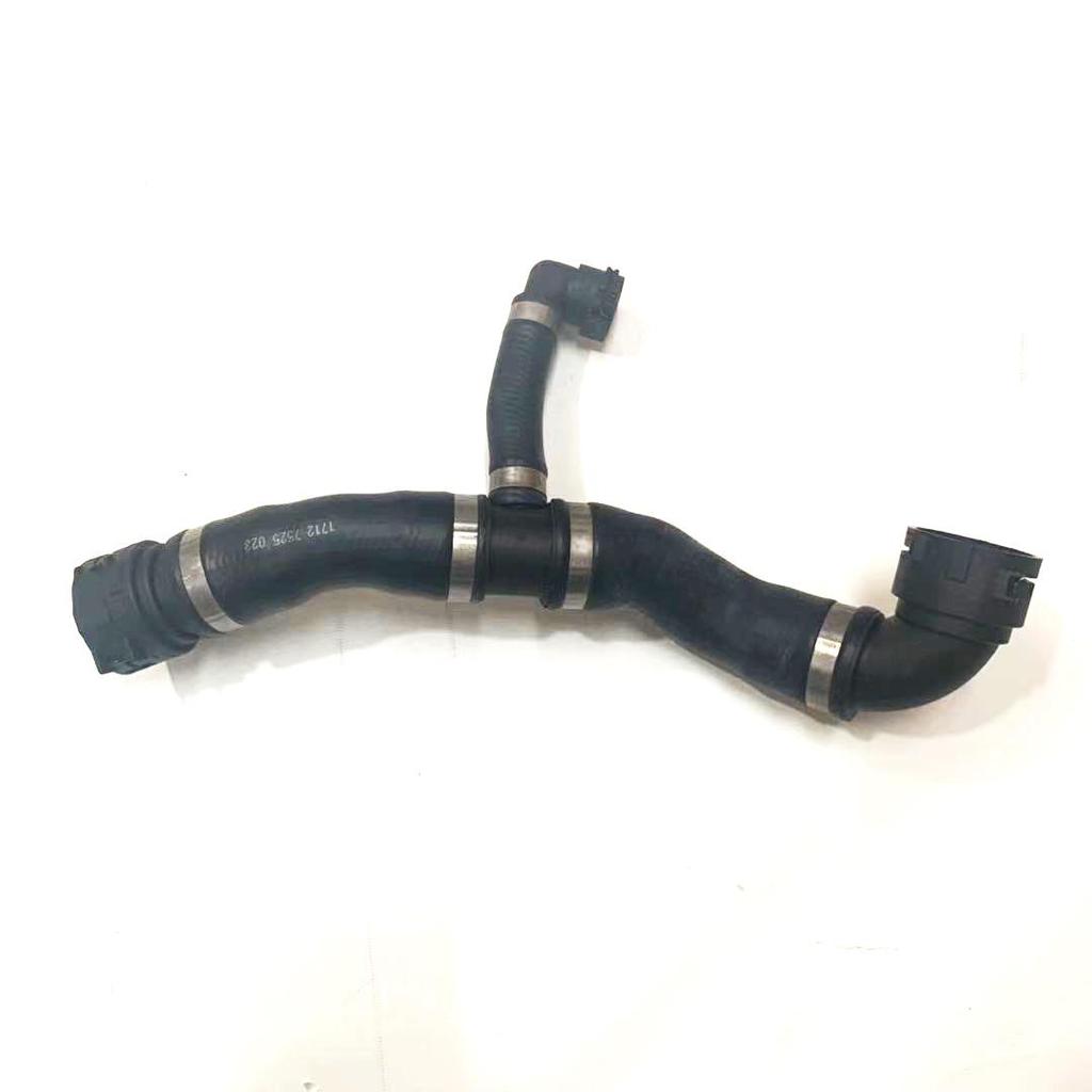 BMW 1 Series E81 Radiator Rubber Hose