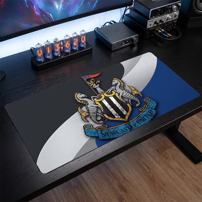 Duża Podkładka pod Mysz z Nadrukiem Piłkarskim Newcastle United, Antypoślizgowa Rozszerzona Mata Biurkowa do Gier do Biura Domu