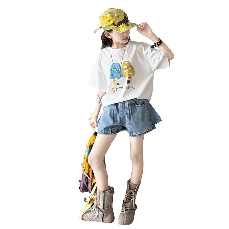 Girls' Korean Style Summer Set: Short-Sleeve T-Shirt & Thin Denim Skirt Shorts