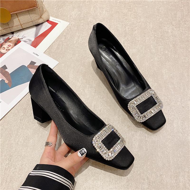 

Туфли-лодочки на высоком каблуке с квадратной пряжкой, женские, весна 2025, новые, толстый каблук, стразы, мелкий вырез, средний каблук, квадратный носок, одинарные туфли 8829 34