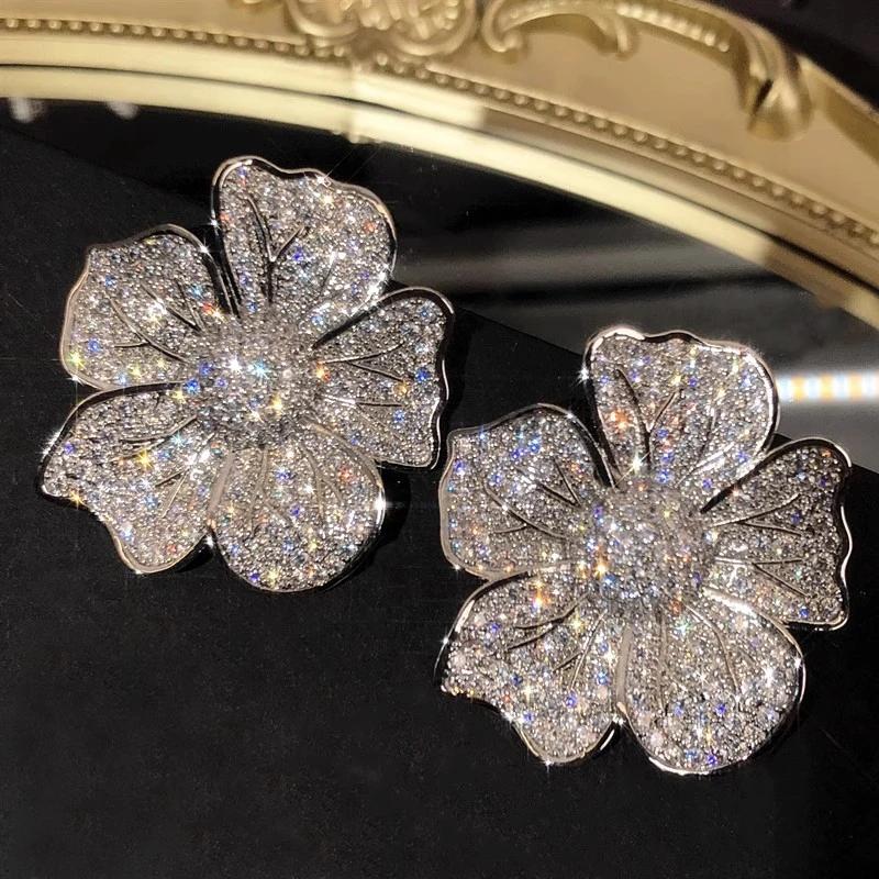Exaggerated Inlaid Zircon Bright Exquisite Large Flower Earrings for Ladies Elegant Fashion Luxury Zircon Banquet Accessories