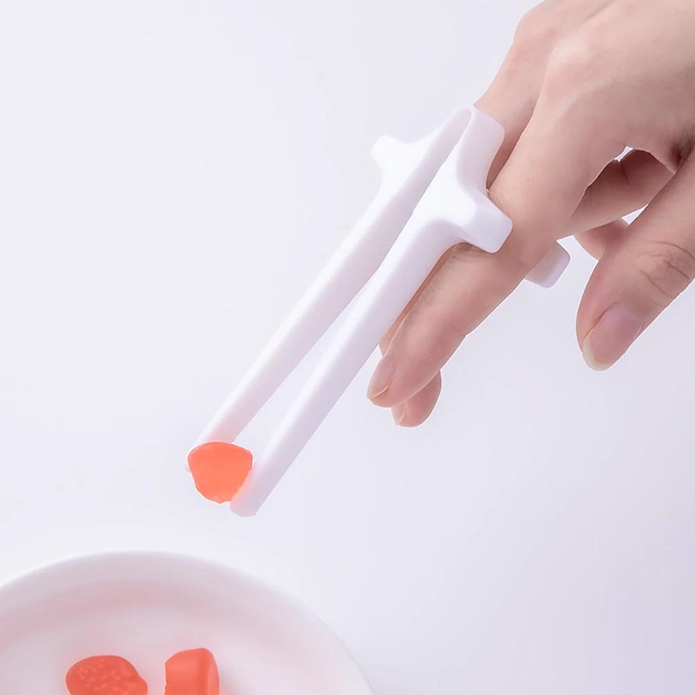 

Finger Chopsticks Lazy Person Assisted Snack Clip Not Dirty Hand Chopsticks Finger Loop Food Clip Snack Chopstick Holder Plastic белый