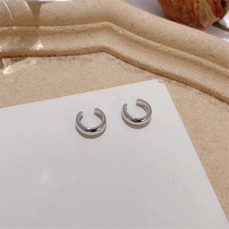 1 Pieza Brazalete de Oreja Vintage en Forma de C Pendientes de Clip sin Perforar Accesorios de Joyería Pequeño y Elegante Clip para Hélice de Oreja para Mujeres
