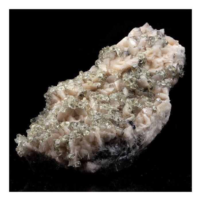 Pierres et Minéraux. Calcite, Dolomite. 2875.0 ct. Anduze, Gard, Occitanie, France.