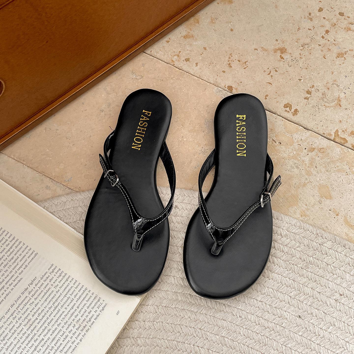 

Red high-end non-slip flat-bottomed flip-flops women s 2025 new summer wear with skirt French sandals 35 чёрный