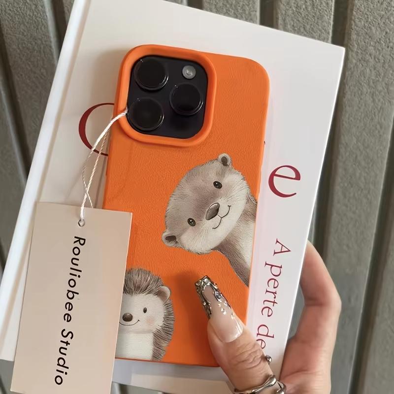 Cute Hedgehog And Otter Pattern Phone Case For iPhone 17 Pro Max 16 Plus 15 Pro 14 13 12 11 XS XR 17Air Lychee Textur Soft Cover