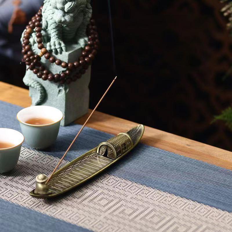 1Pc Vintage Bronze Small Incense Burners Ornaments Bamboo Raft Incense Base Incense Stick Holder Stand Tray Ash Catcher Plate