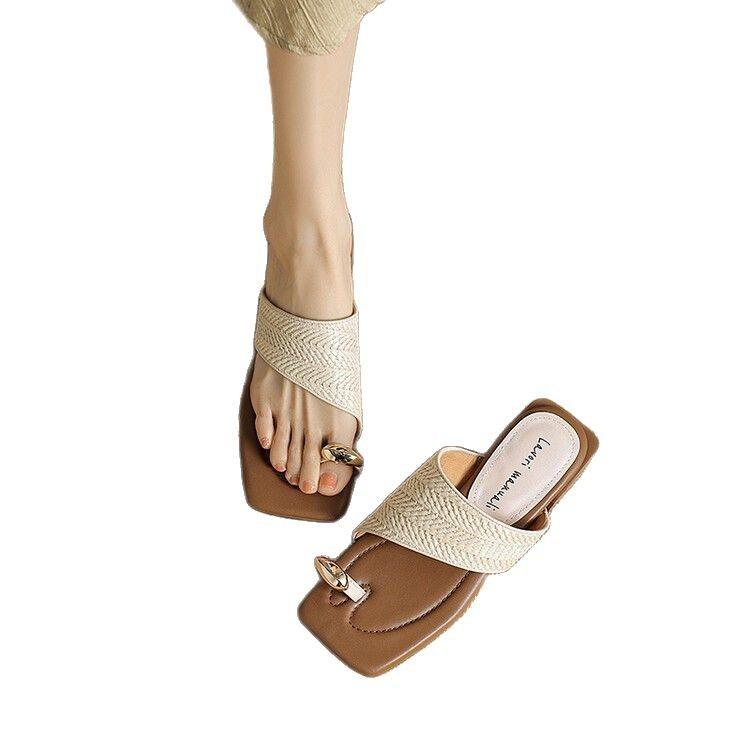 Holiday wind~ hand-woven flat-bottomed sandals 2025 summer breathable gold buckle square head set toe slippers women's slippers outdoor
