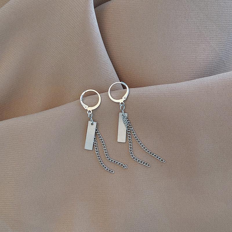 Women's Hip-Hop Long Chain Earrings: Non-Pierced Cold Style Hoops