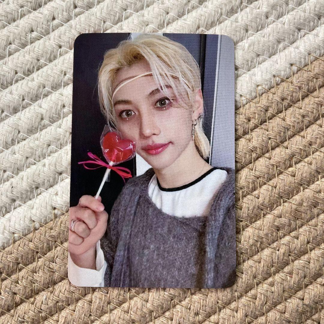 

[ИСПОЛЬЗОВАННАЯ] Победитель StrayKids Сумина Раку-STAR коллекционная карточка Феликс